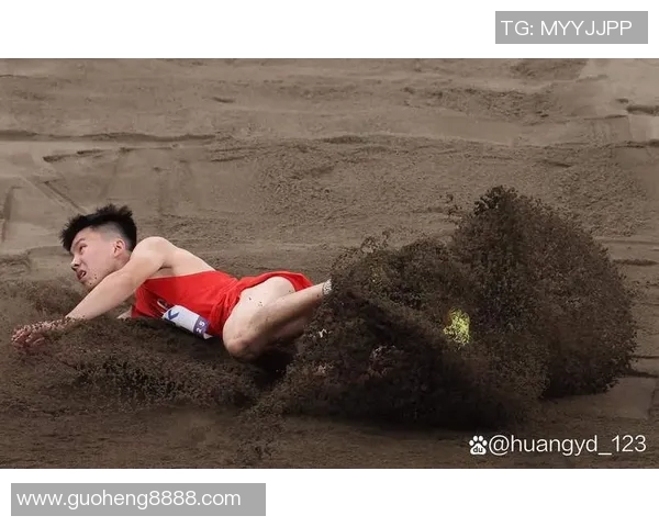 足球球星身高标准解析:探讨男性球员的理想身高与竞技表现之间的关系 足球球星身高标准解析:探讨男性球员的理想身高与竞技表现之间的关系